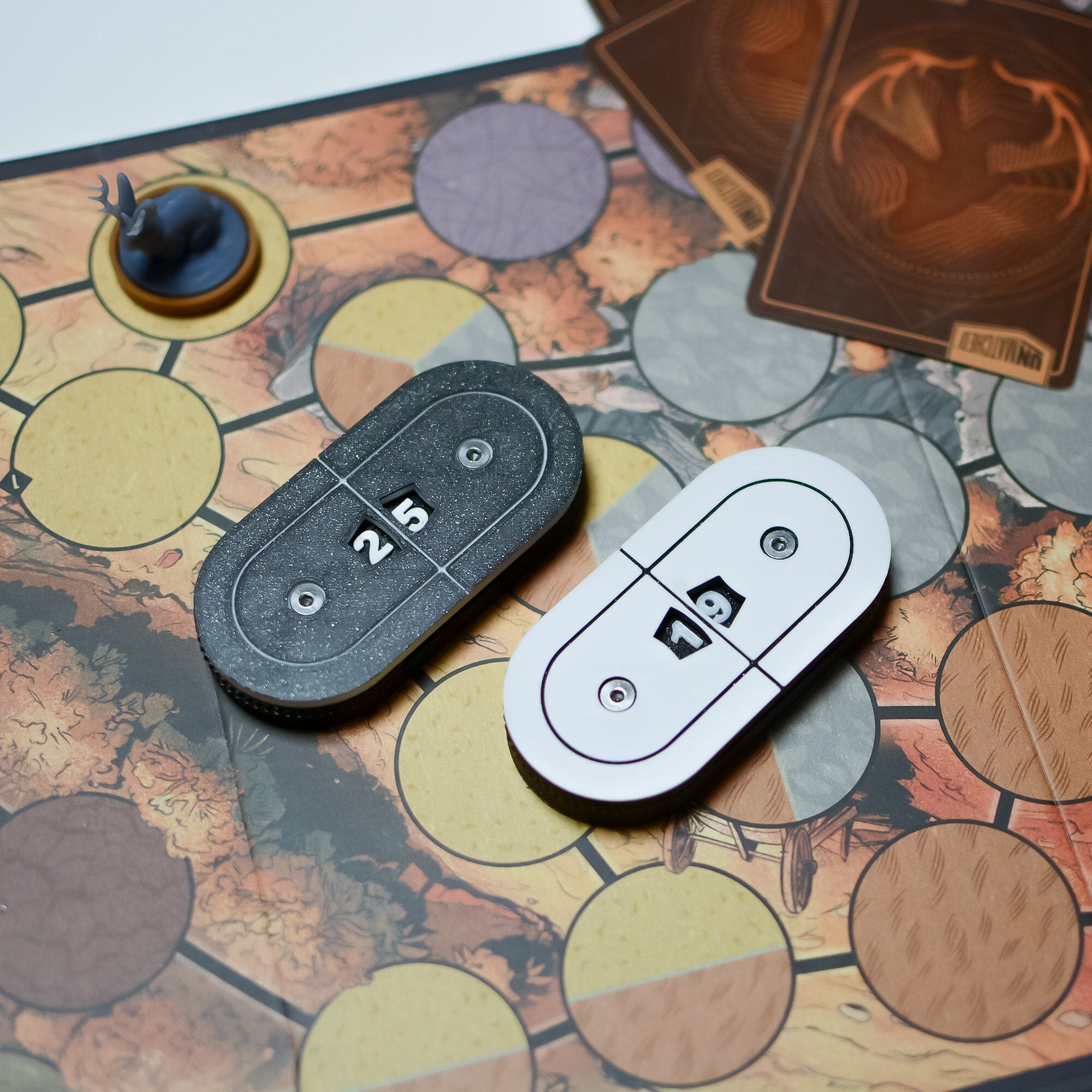 Élet- és pontszámláló társasjátékokhoz (0–99) – MTG életjelző / Score Counter